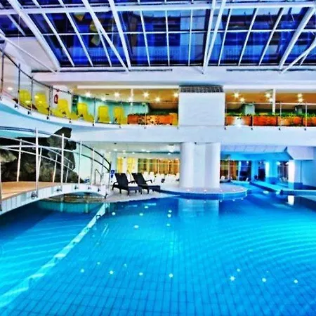Hotel Wellness Apollo - Terme & Wellness Lifeclass 4*